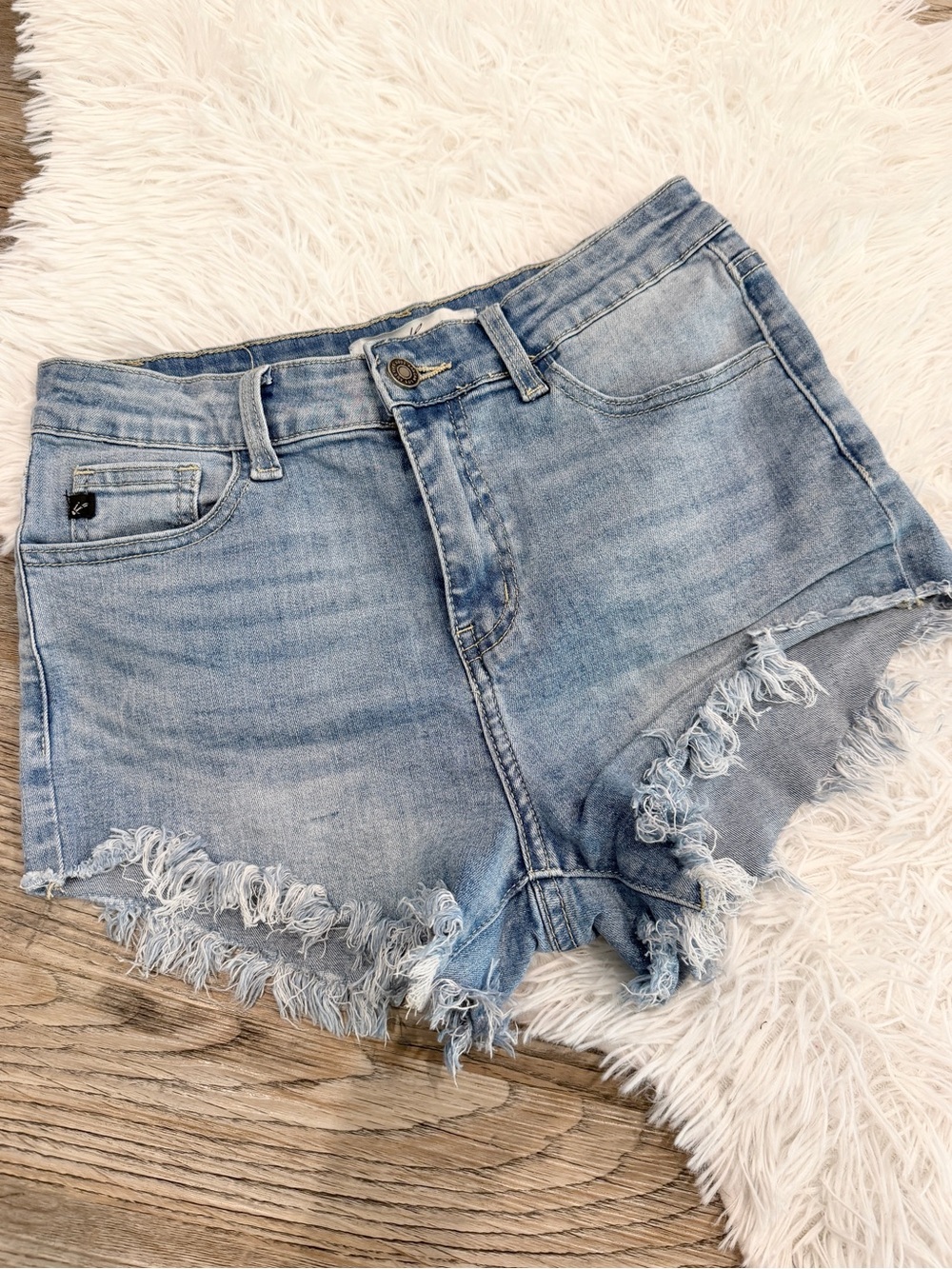 KanCan Denim Shorts Cut-Off Raw Hem Distressed 27 7